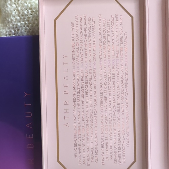 ĀTHR Beauty MOONLIGHT CRYSTAL PALETTE, 8 X 1.5g/0.05oz4 X 1.25g/0.04oz - Picture 5 of 15